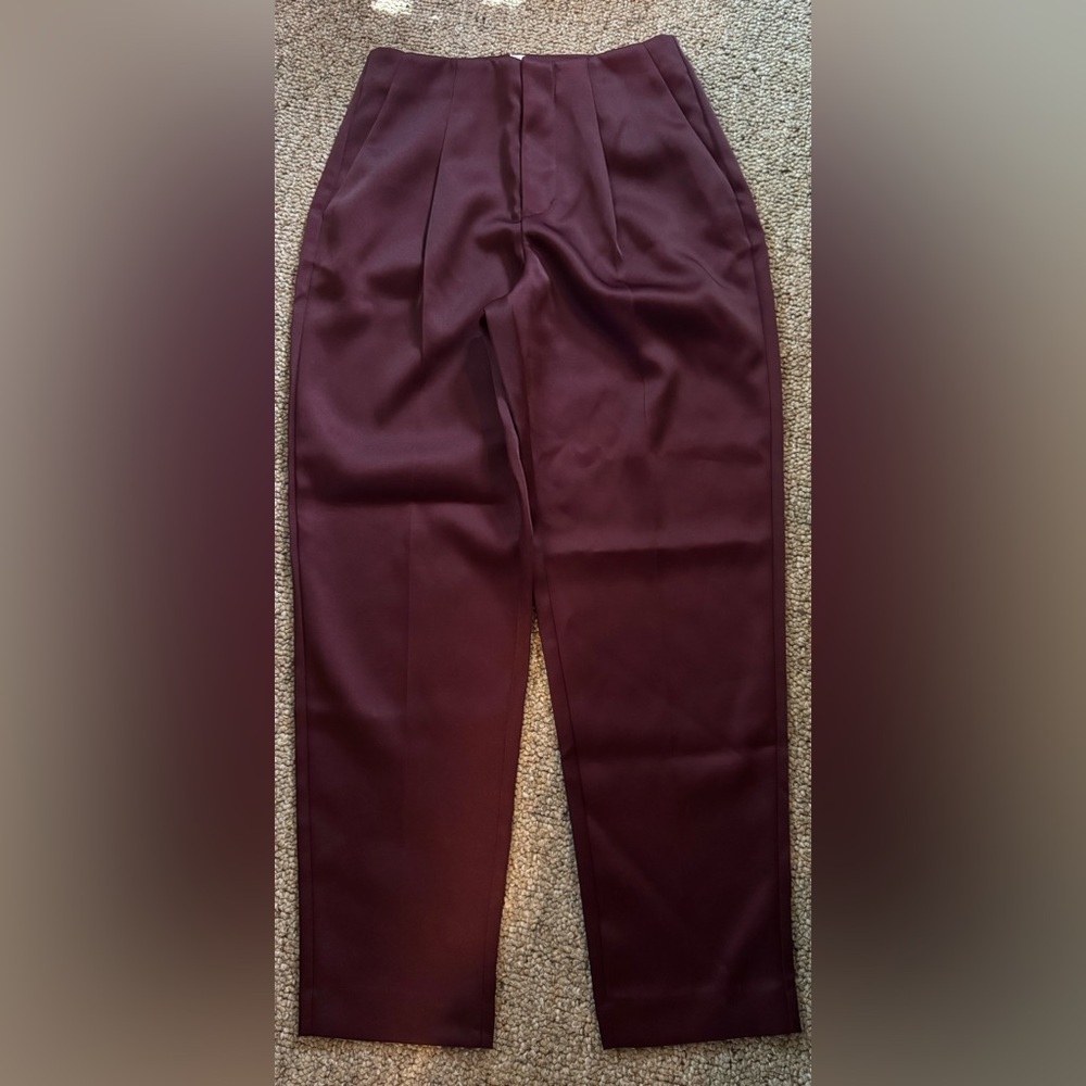 High-Rise Tailored Women's Pants in Deep Burgundy